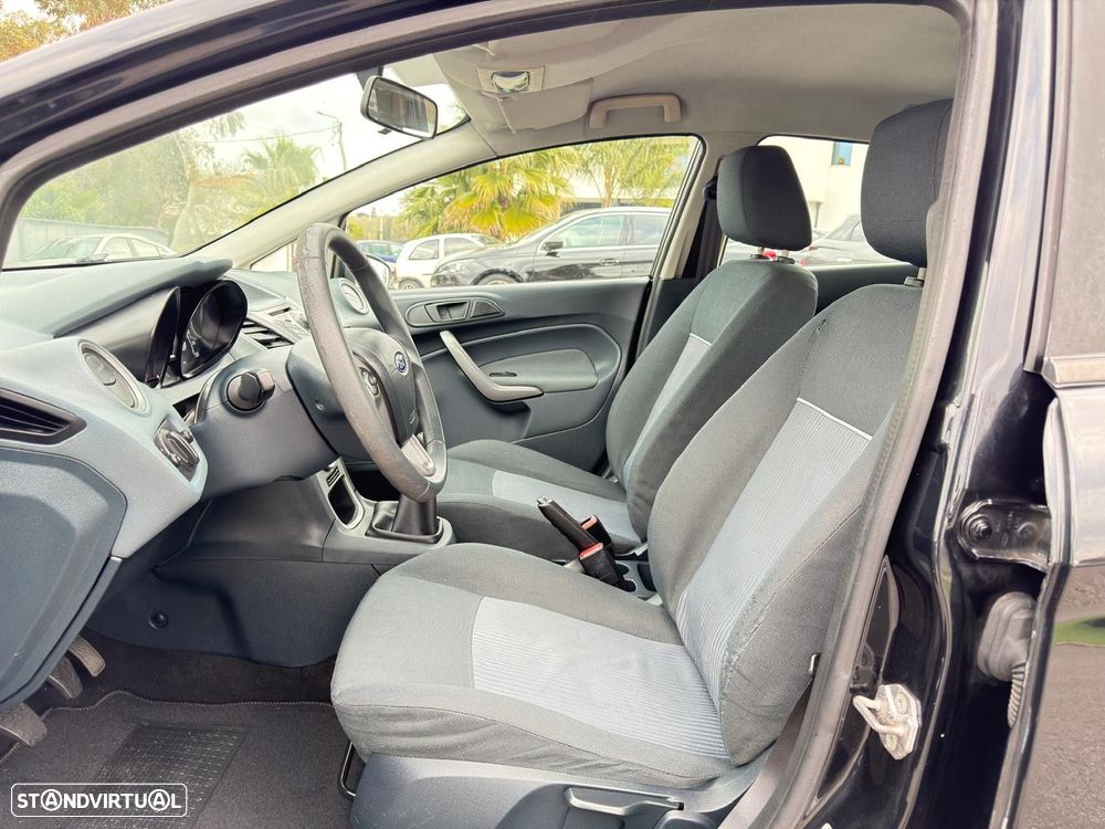 Ford Fiesta 1.4 TDCI Titanium - 17