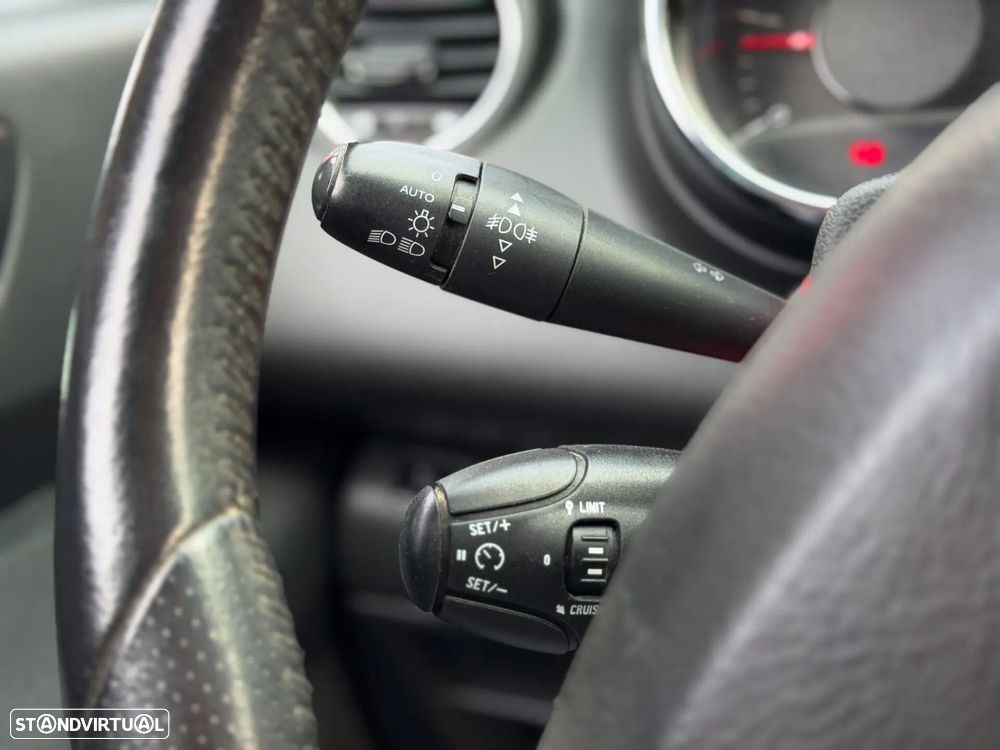 Peugeot 3008 1.6 BlueHDi Style - 19