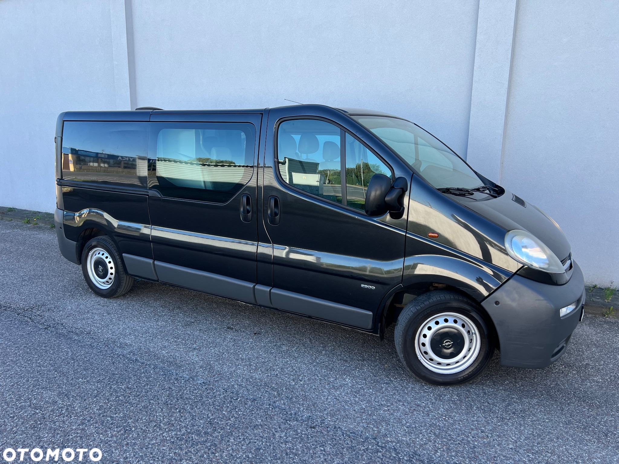 Opel Vivaro LONG - 11