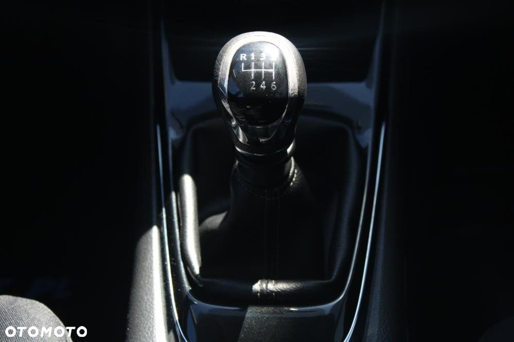 Nissan Pulsar - 18