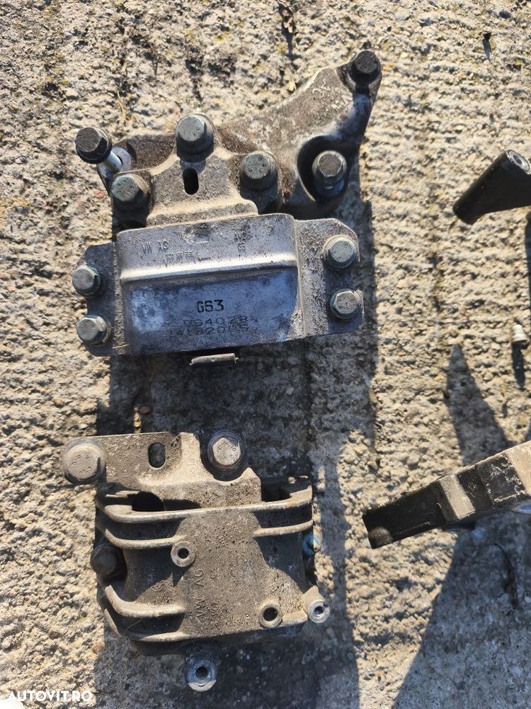 Tampon motor cutie/ suport motor și accesorii 2.0 tdi VW Passat B6 - 3