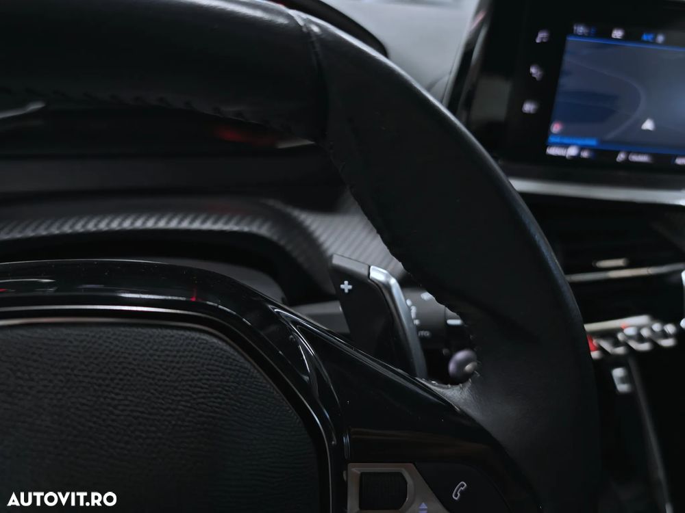 Peugeot 2008 PureTech 130 Stop&Start EAT6 Allure - 15
