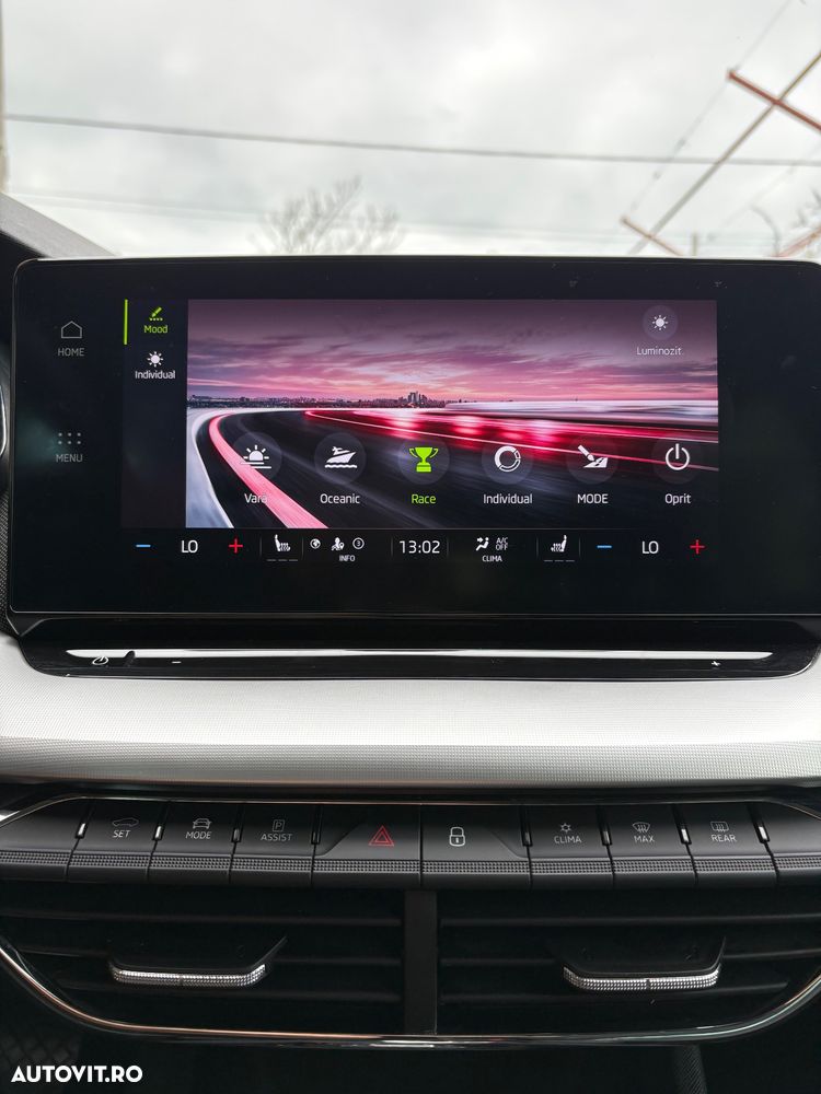 Skoda Octavia 2.0 TDI DSG Style - 22