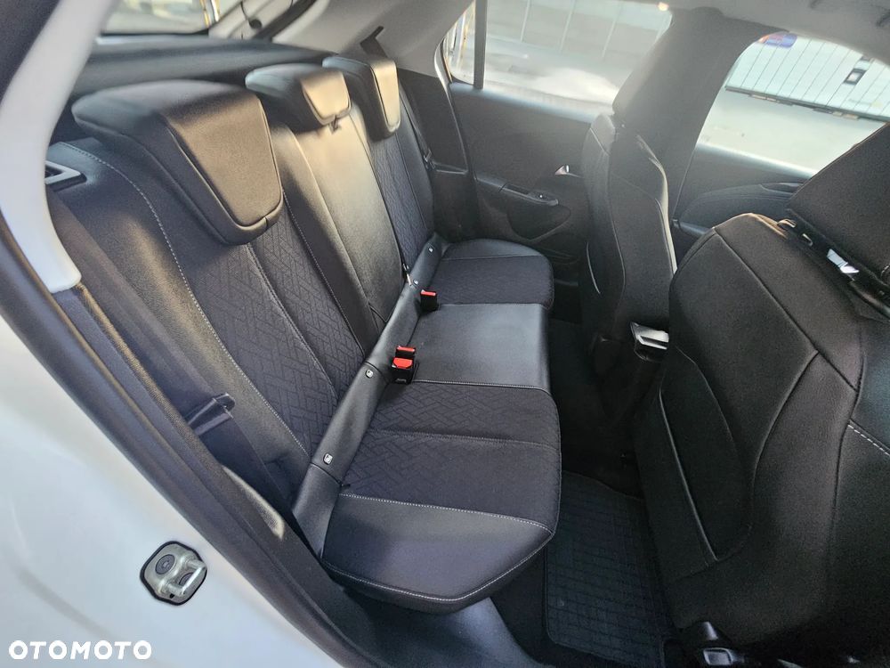 Opel Corsa 1.2 Start/Stop Elegance - 29