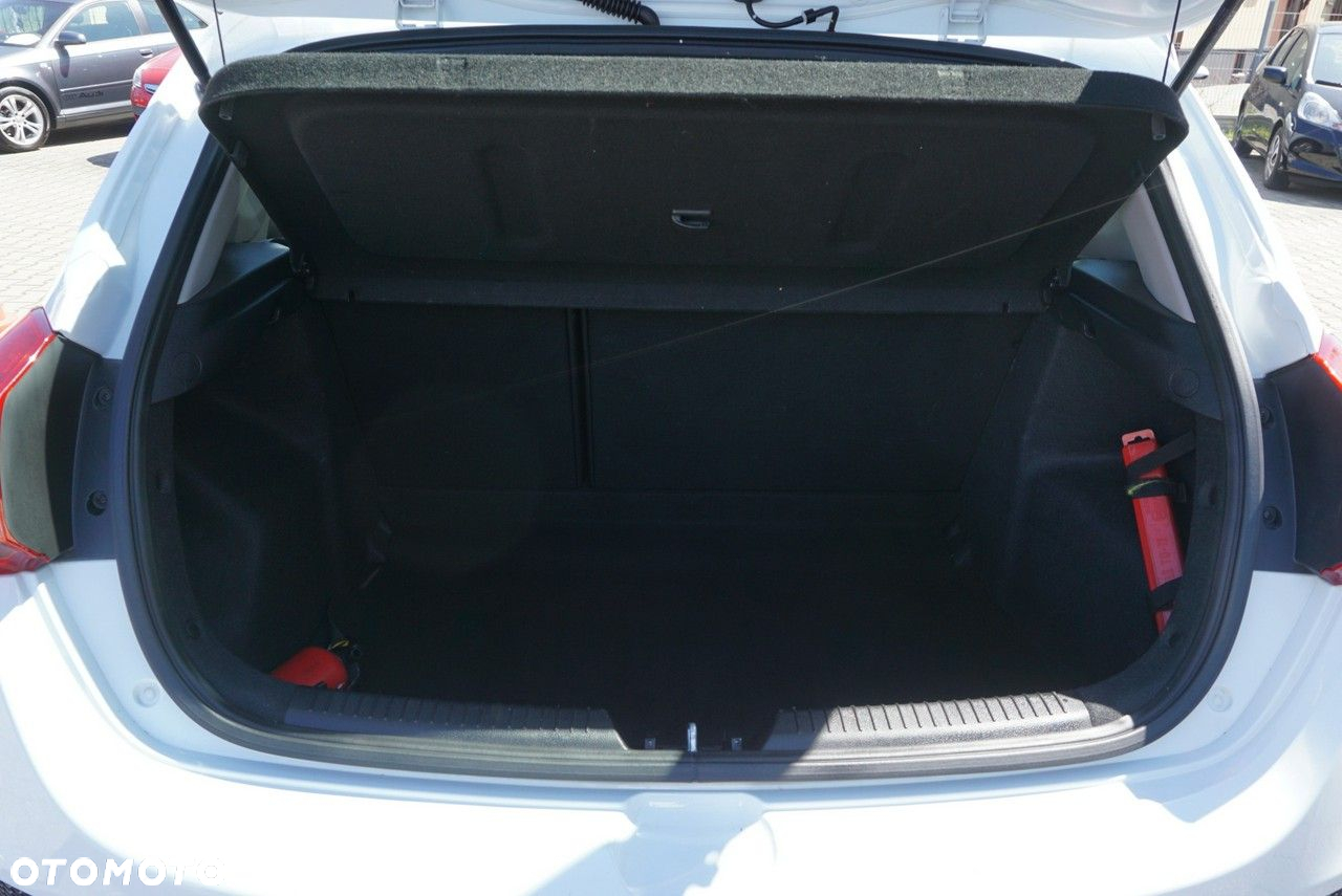 Kia Ceed - 15