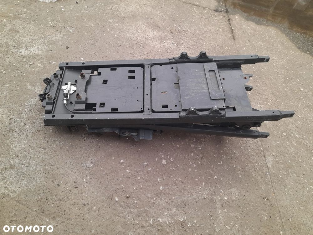 YAMAHA FZ1 FAZER 2006 - 2012  STELAŻ OGON WYPEŁNIENIE - 6