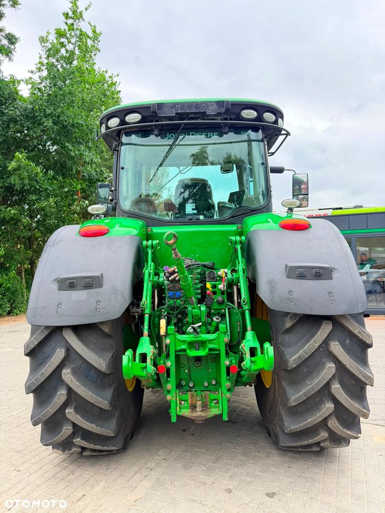 John Deere 7270R - 14