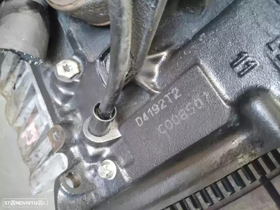 MOTOR COMPLETO VOLVO V40 BREAK FAMILIAR 1999 -D4192T2 - 2