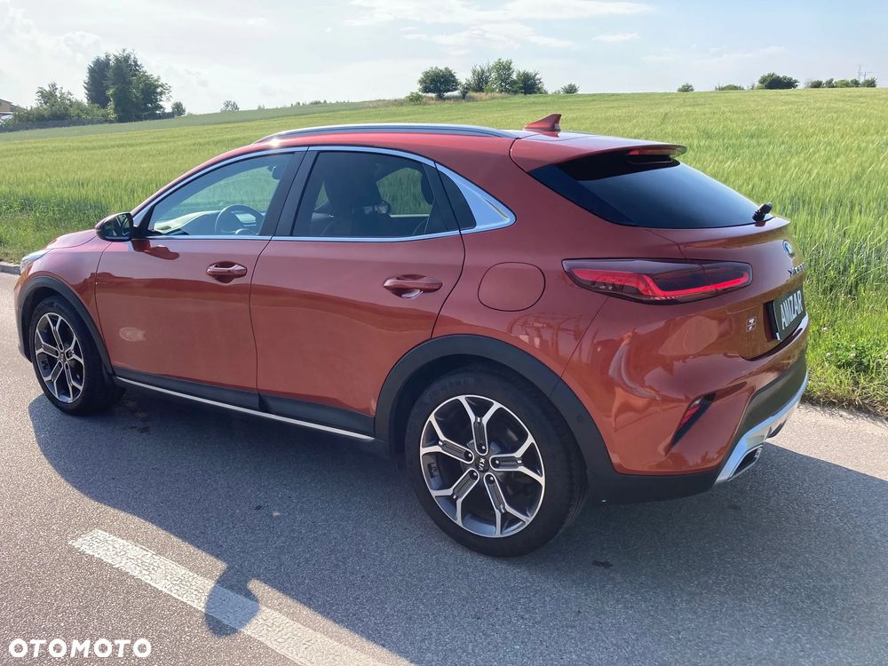 Kia XCeed 1.5 T-GDI Business Line DCT - 14