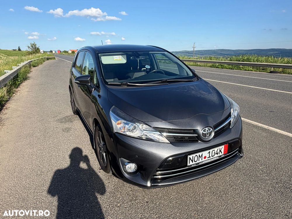 Toyota Verso - 5