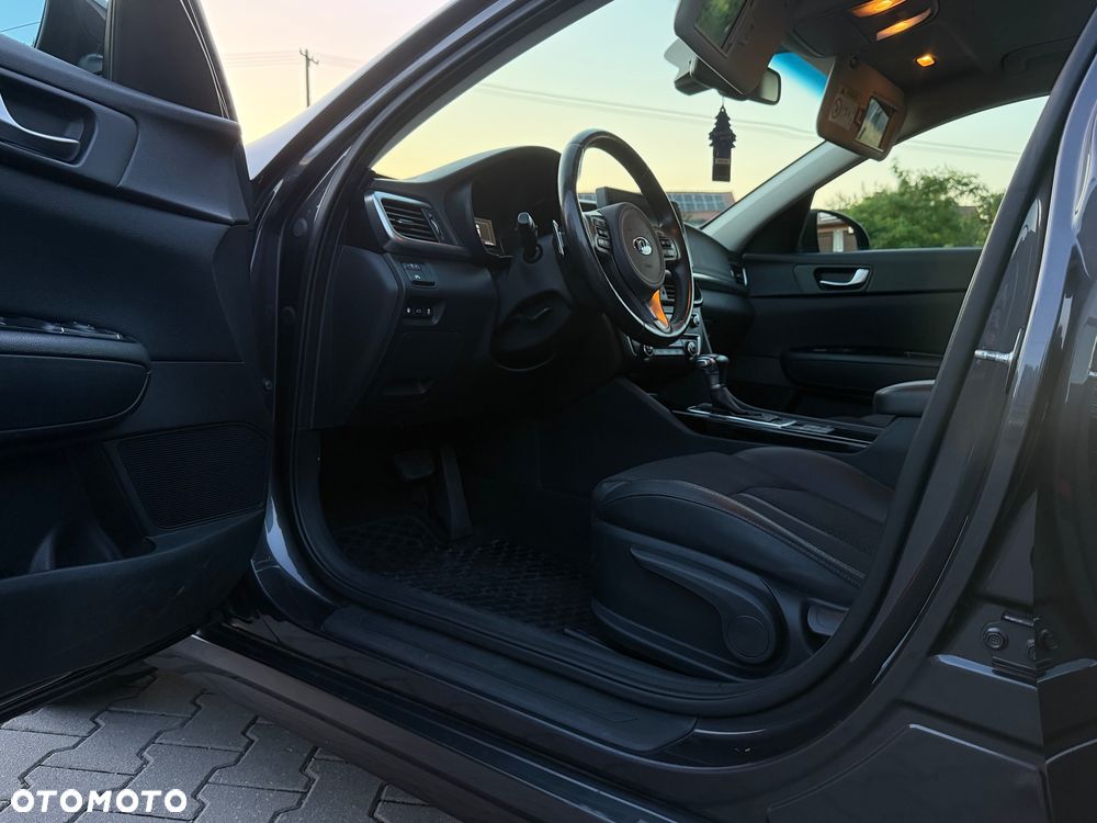 Kia Optima 1.7 CRDI L DCT - 12