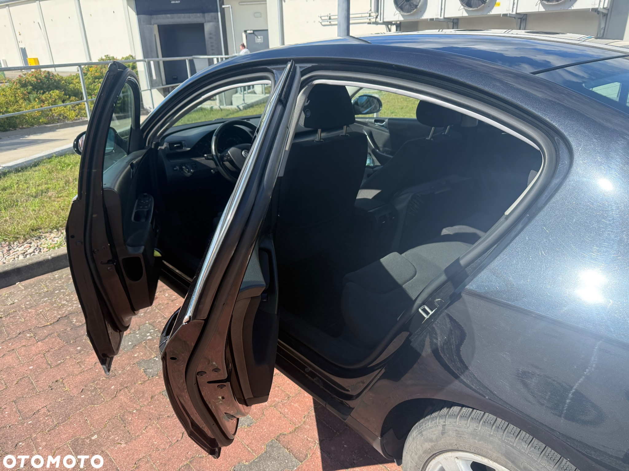 Volkswagen Passat - 7