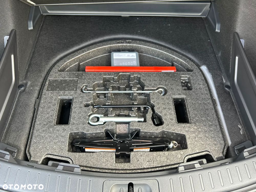 Toyota Corolla 1.8 Hybrid Style - 14