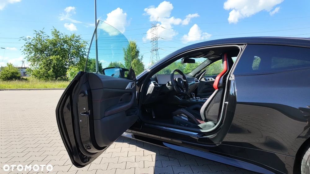 BMW M4 CS xDrive - 34