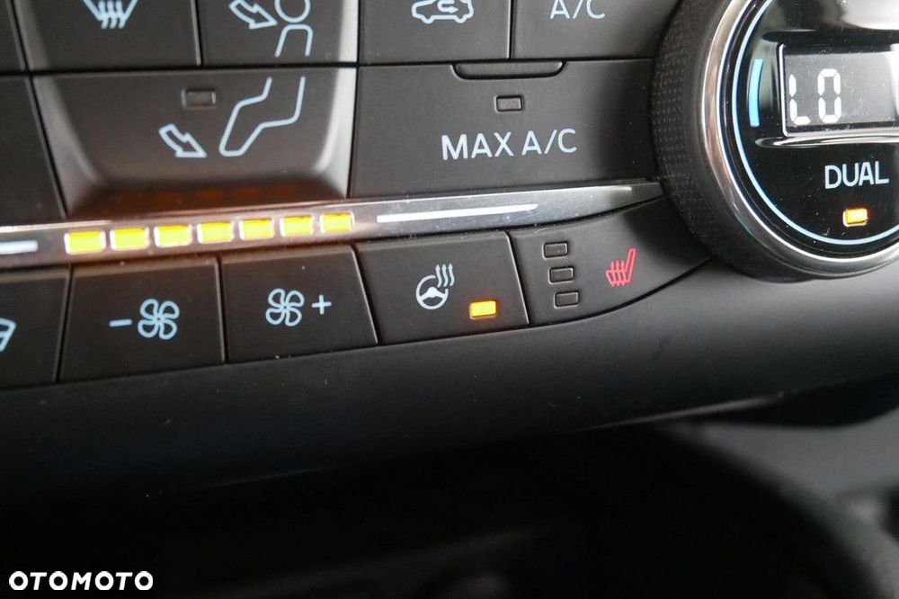 Ford Kuga - 33
