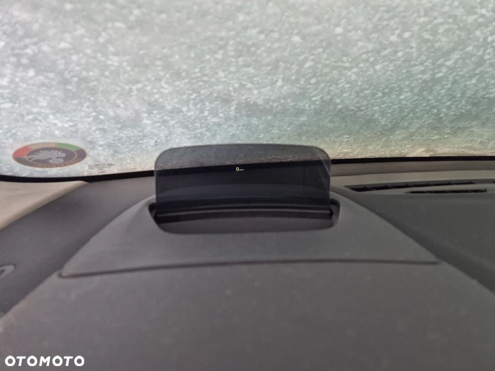 BMW Seria 2 218d Luxury Line - 9