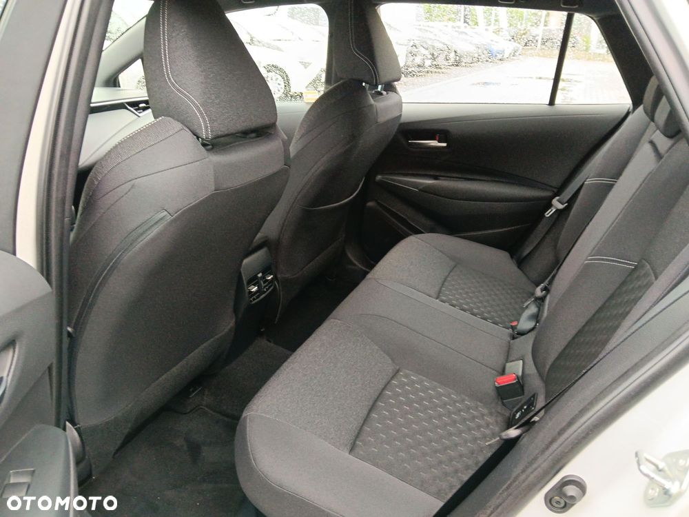 Toyota Corolla - 15