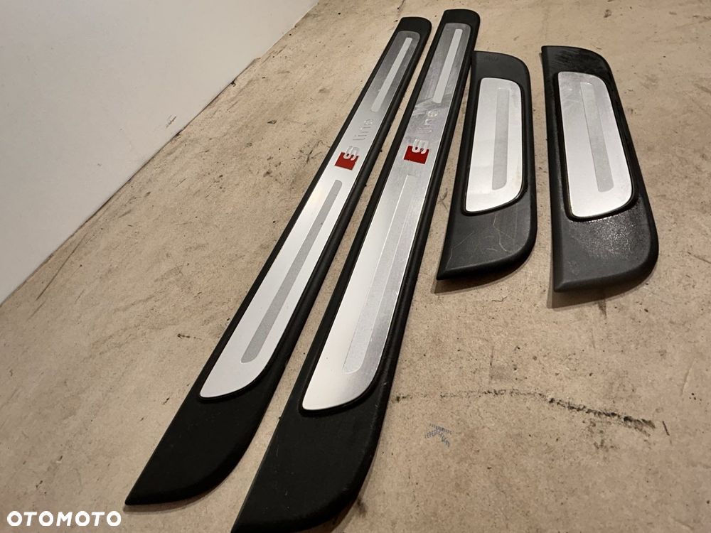 AUDI A3 8V 8V4 5D SPORTBACK LISTWY PROGOWE PRAWA LEWA KPL S-LINE Audi A3 8V 0V4 8V4 853 491 D - 3