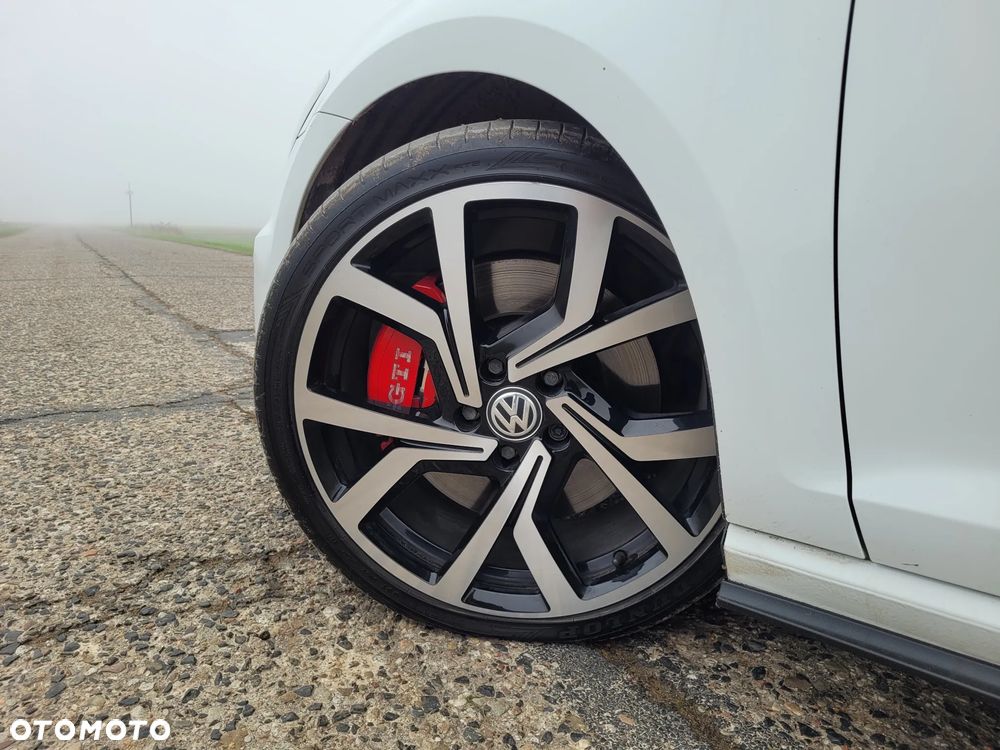 Volkswagen Golf 2.0 TSI BMT GTI Performance DSG - 3