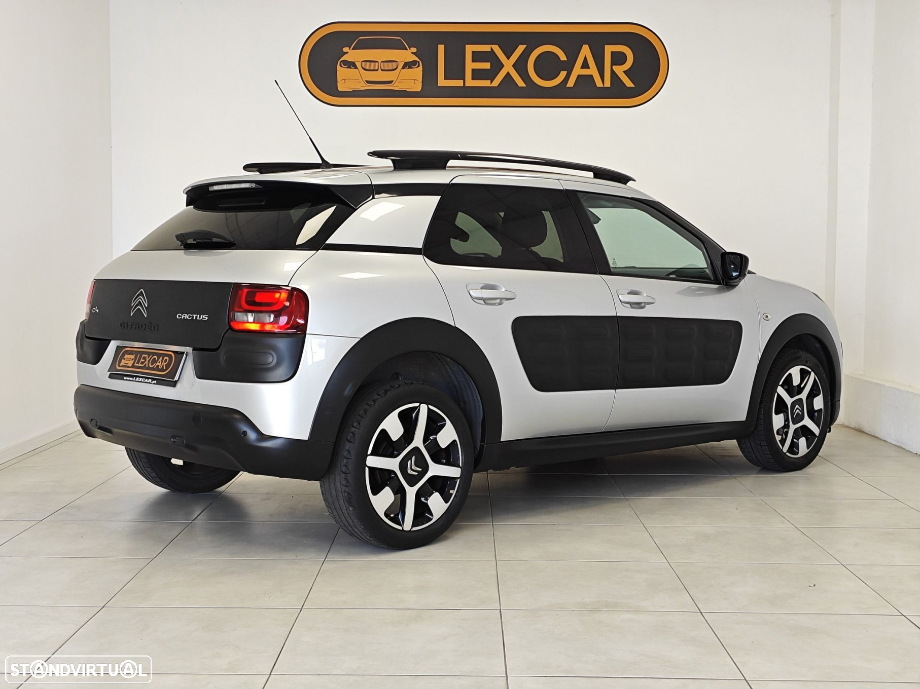 Citroën C4 Cactus 1.2 PureTech Shine - 15