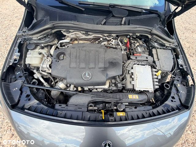 Mercedes-Benz Klasa B 220 d 4-Matic 8G-DCT - 24