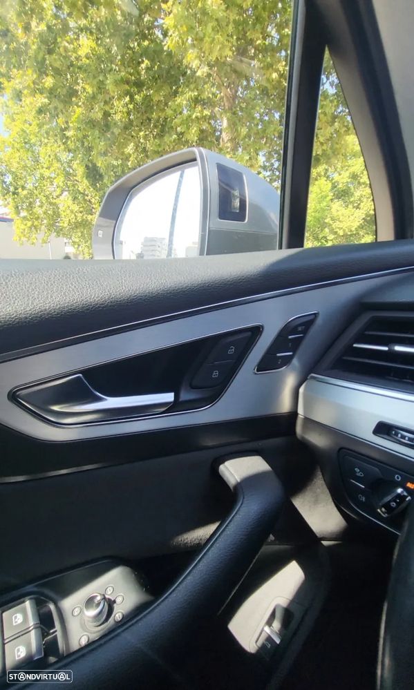 Audi Q7 3.0 TDI quattro tiptronic 7L - 20