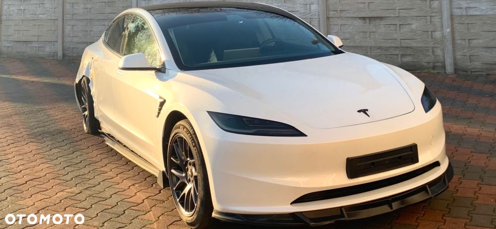 Tesla Model 3 RWD Premium - 1