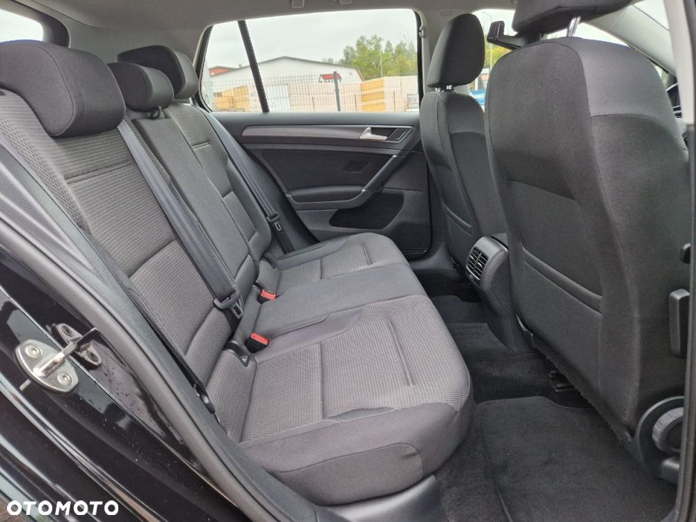 Volkswagen Golf - 18