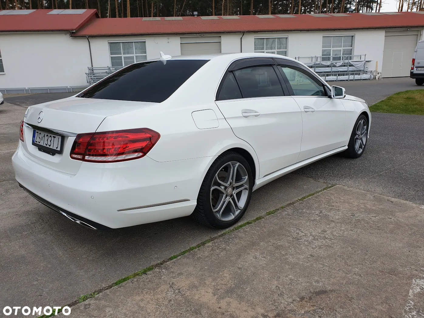 Mercedes-Benz Klasa E - 12