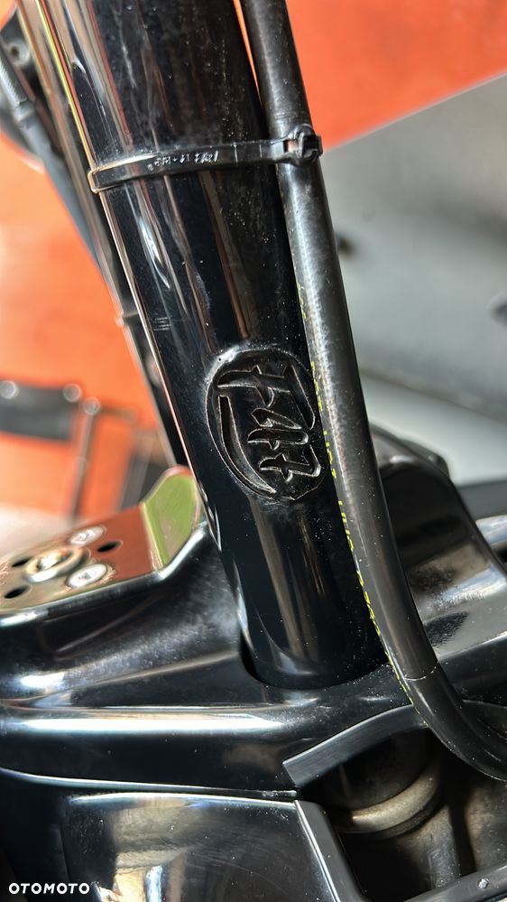Harley-Davidson Touring Road King - 23