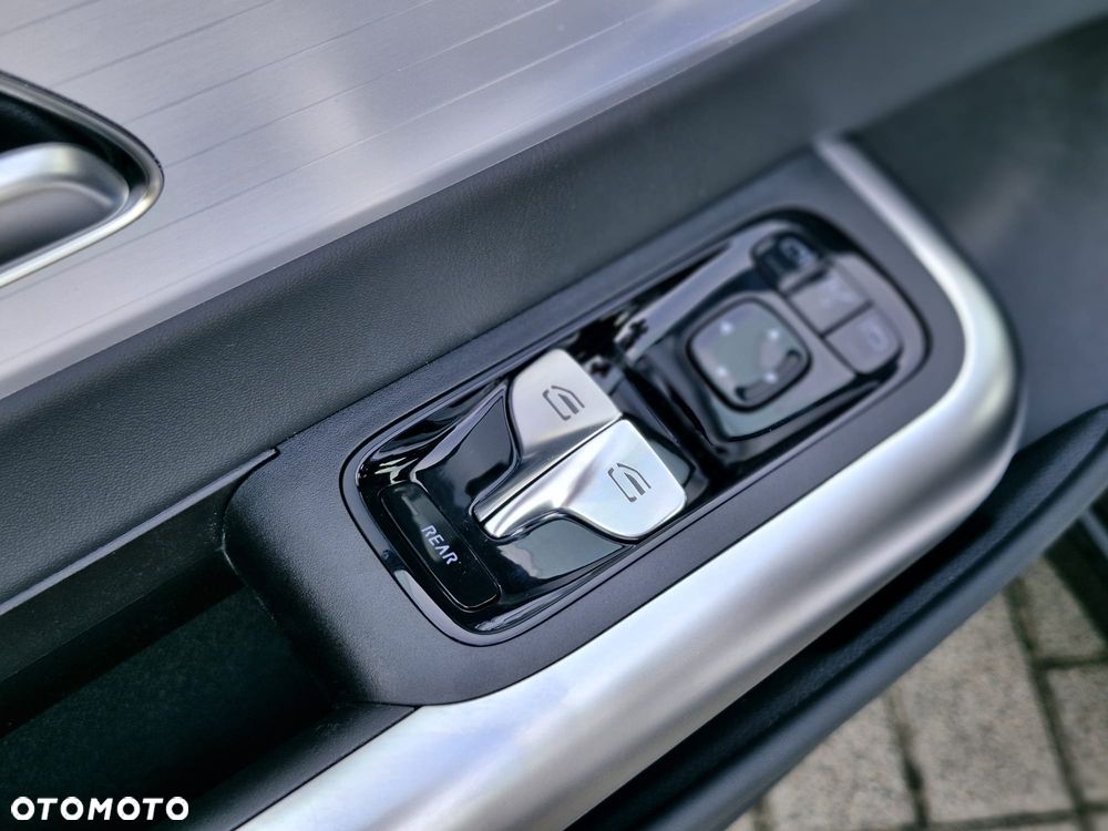 Mercedes-Benz CLA 200 mHEV 8G-DCT - 25