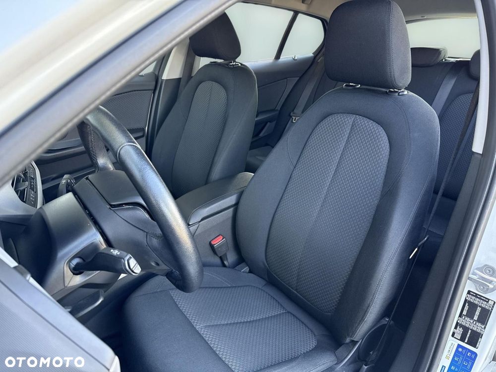 BMW Seria 1 118i Advantage - 8