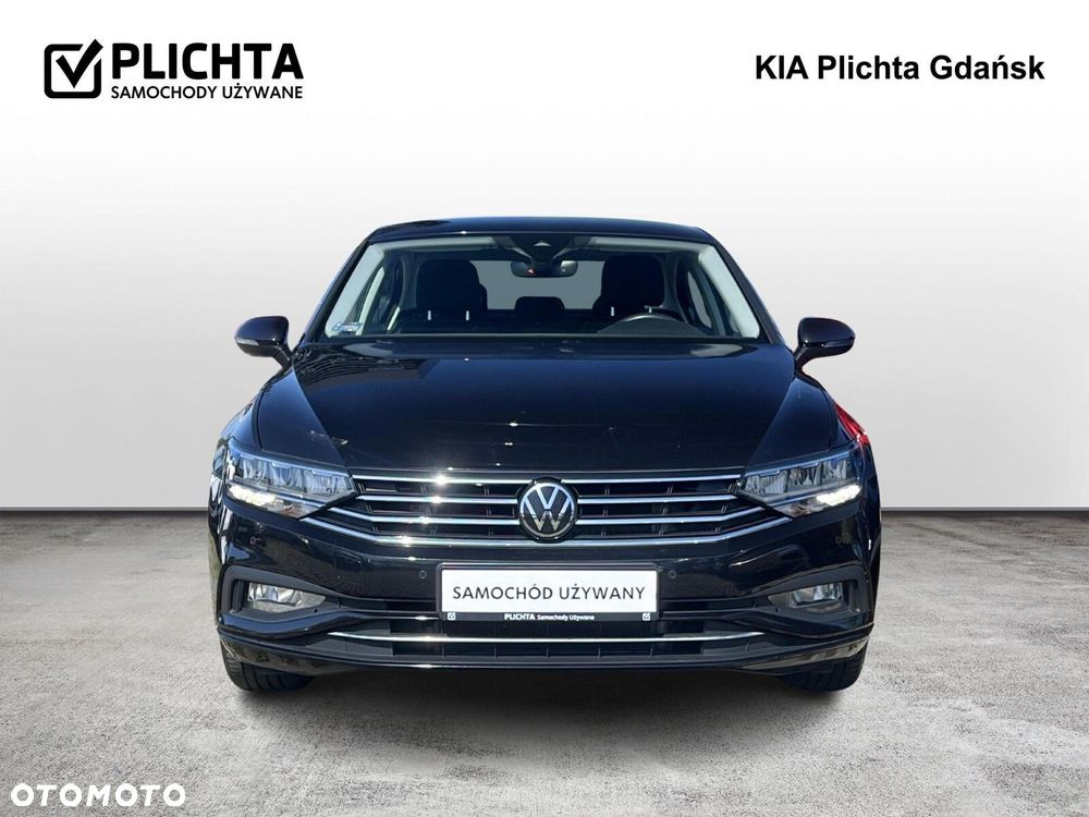 Volkswagen Passat - 7
