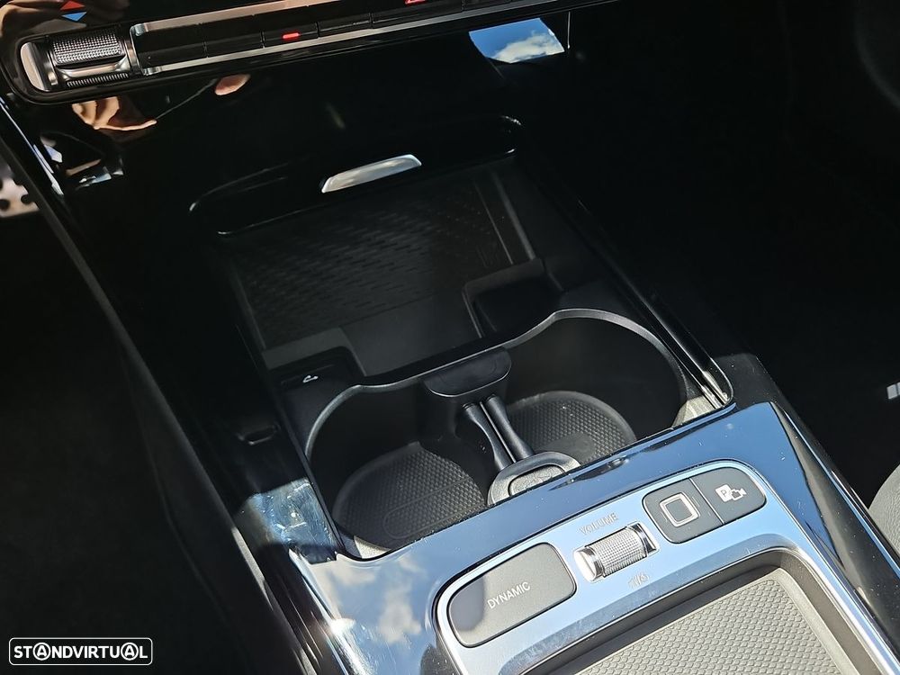 Mercedes-Benz GLA 180 d AMG Line - 22