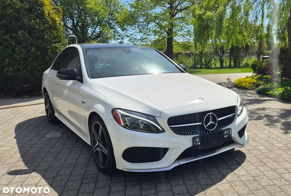 Mercedes-Benz Klasa C AMG 43 4Matic 9G-TRONIC - 26