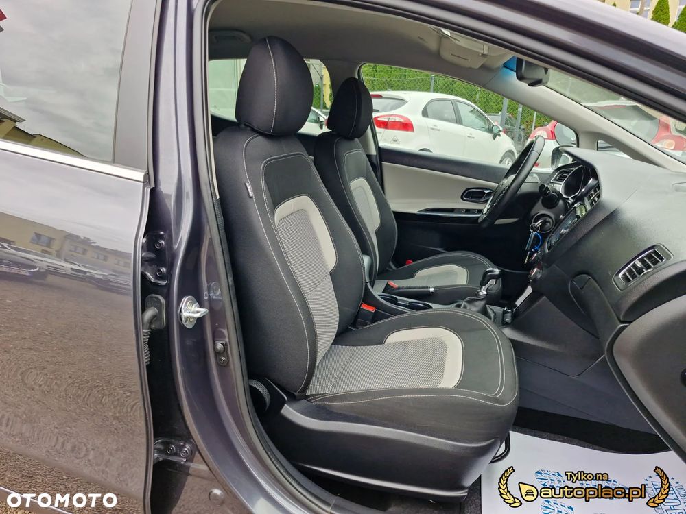 Kia Ceed 1.4 L Business Line - 17