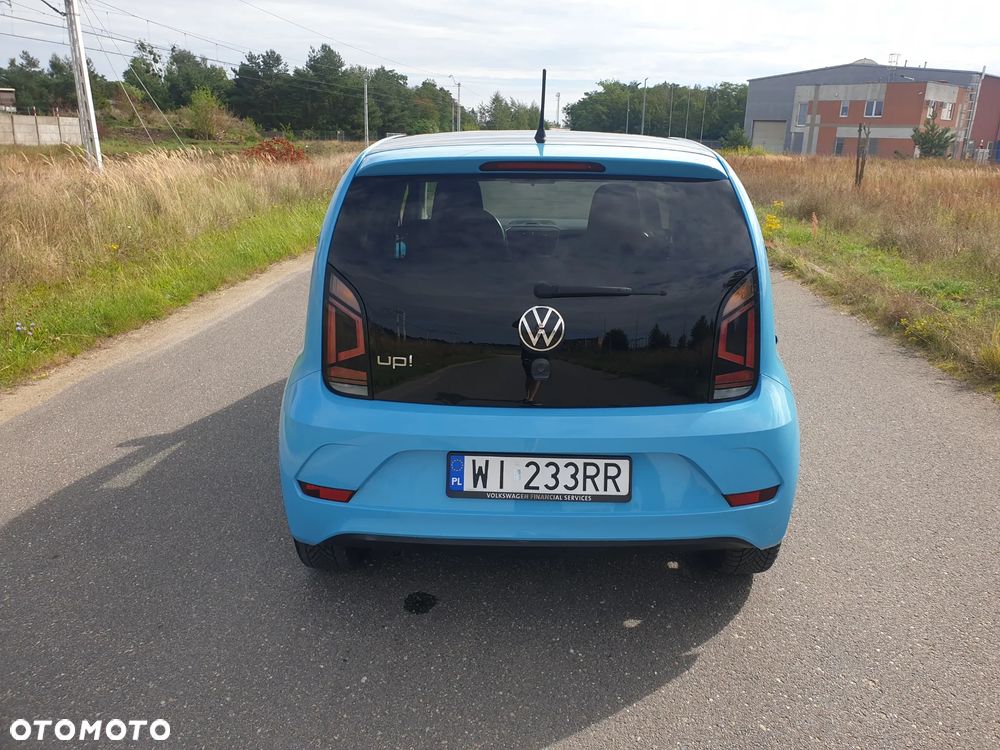 Volkswagen up! 1.0 Black Style - 6