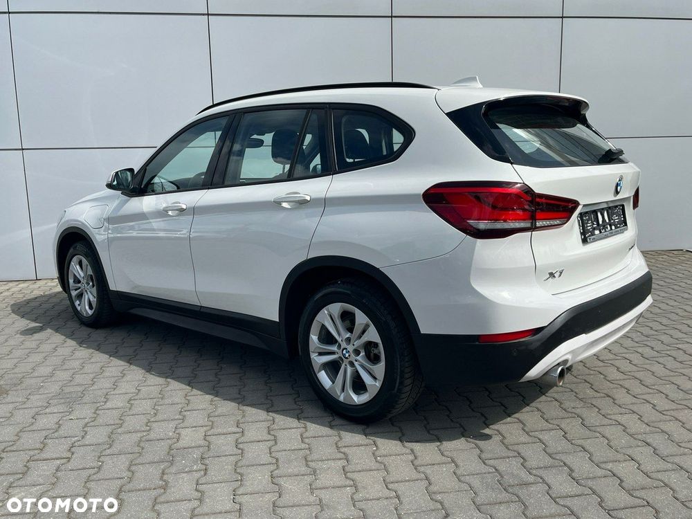 BMW X1 xDrive25e Advantage - 12