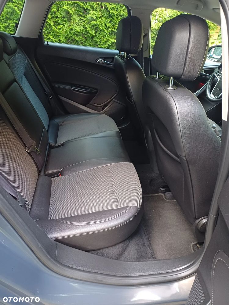 Opel Astra 1.6 CDTI Cosmo - 10
