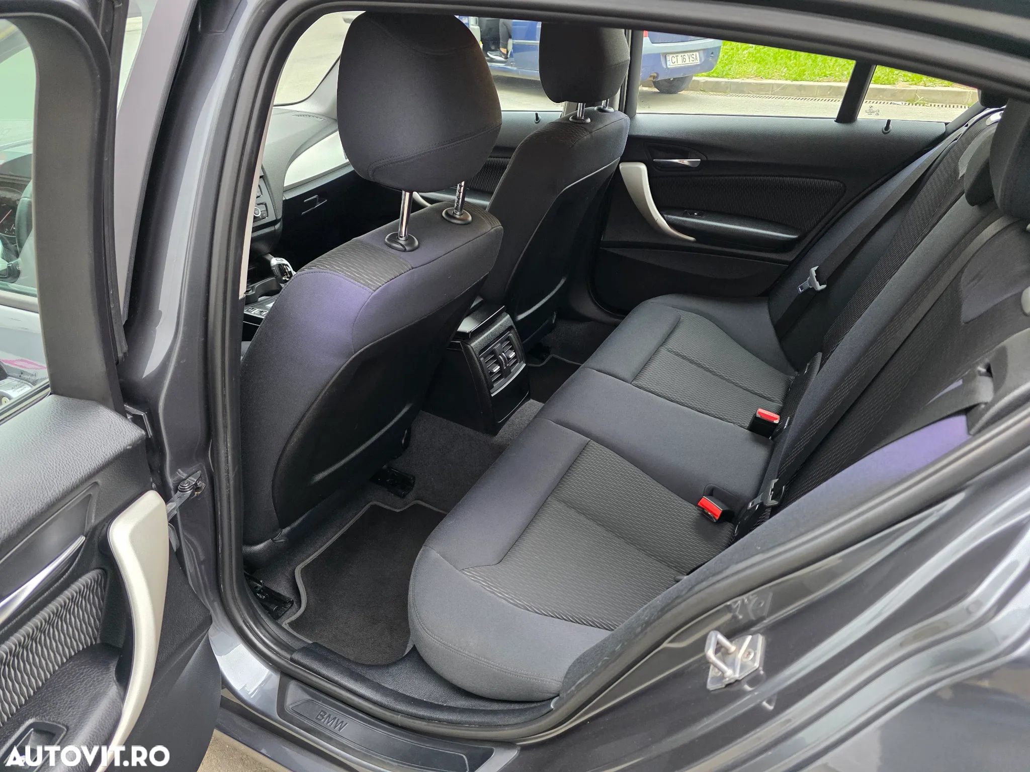 BMW Seria 1 118d Aut. - 12