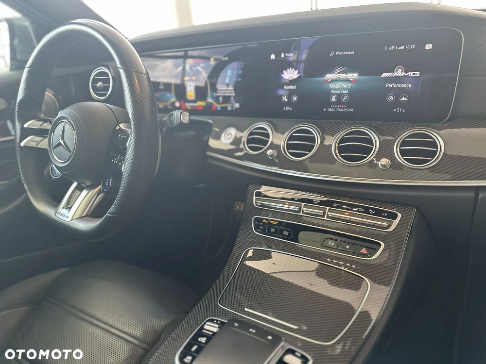 Mercedes-Benz Klasa E AMG 53 4-Matic+ - 9