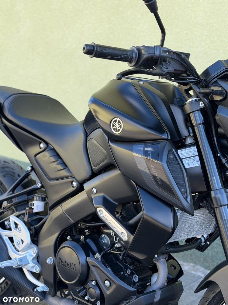 Yamaha MT - 4