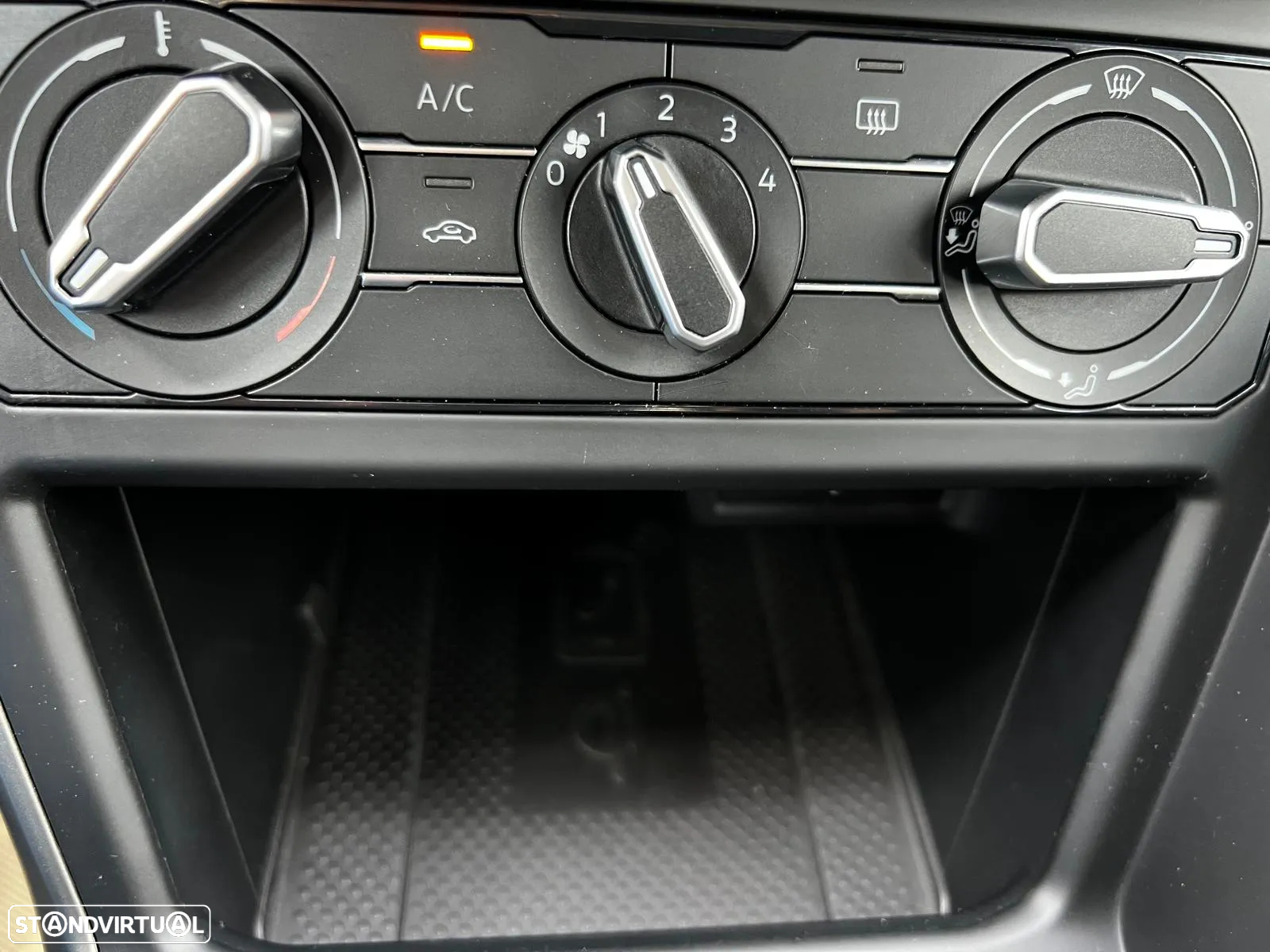 VW Polo 1.0 Trendline - 47