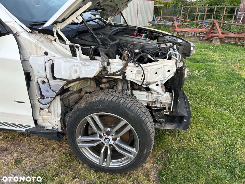 BMW X5 xDrive25d - 12