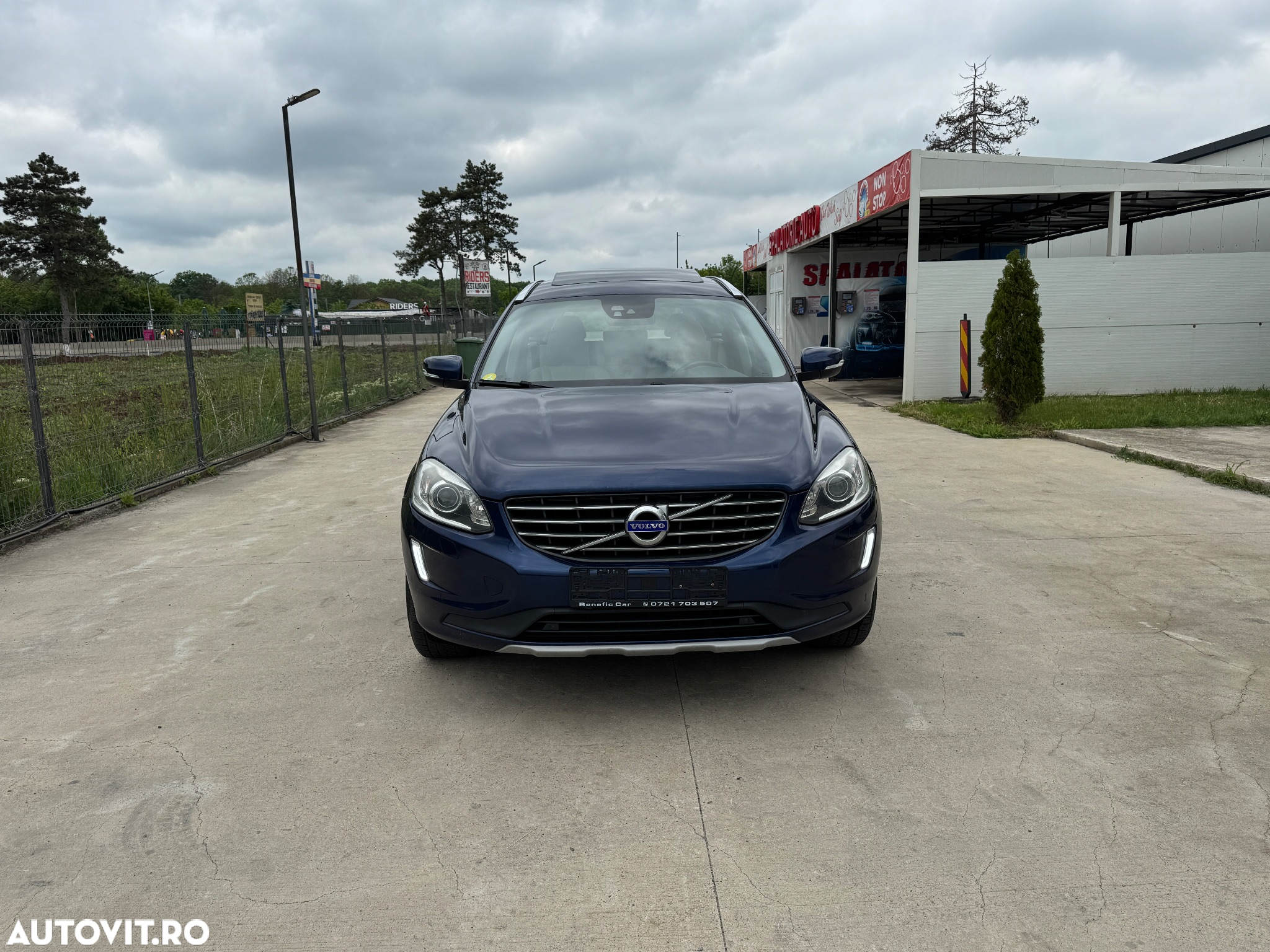 Volvo XC 60 D4 Ocean Race - 5