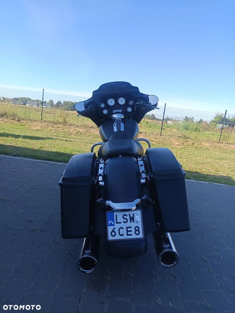 Harley-Davidson Touring Street Glide - 8