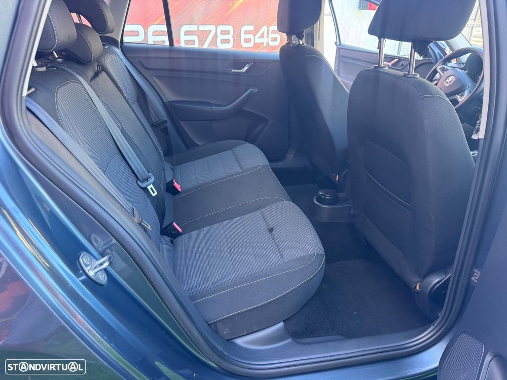 Skoda Rapid Spaceback 1.6 TDi Elegance - 13