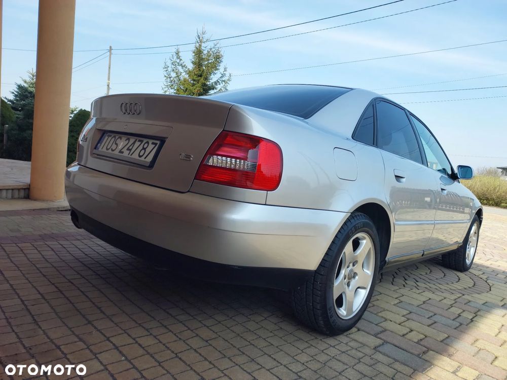 Audi A4 Limousine - 5