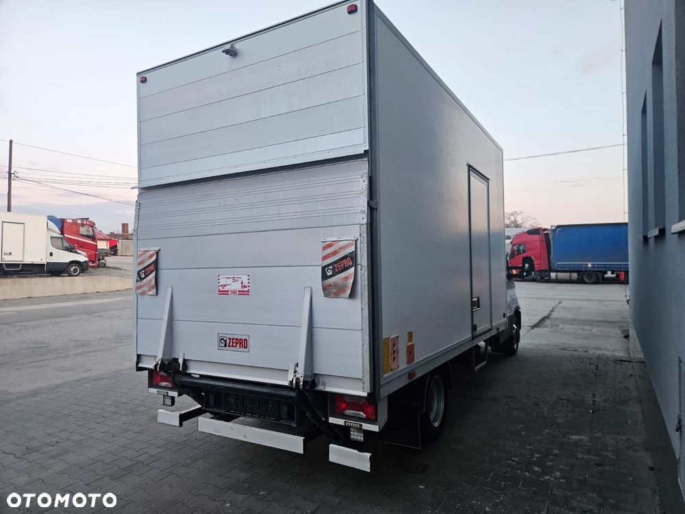 Iveco Daily 35C18 - 3