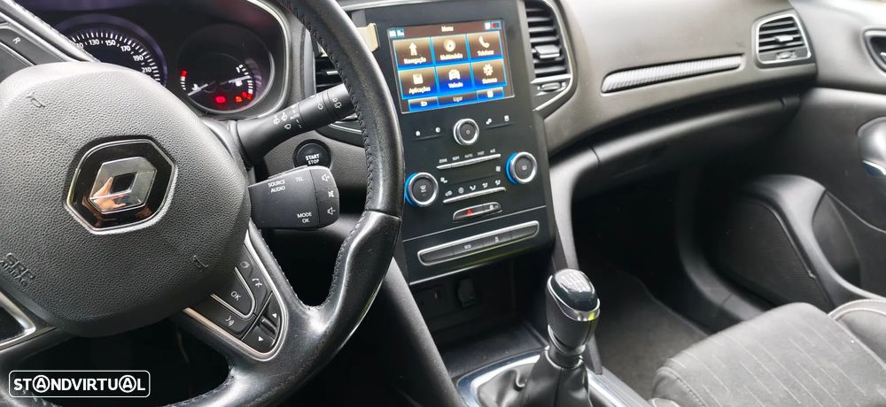 Renault Mégane Sport Tourer - 14